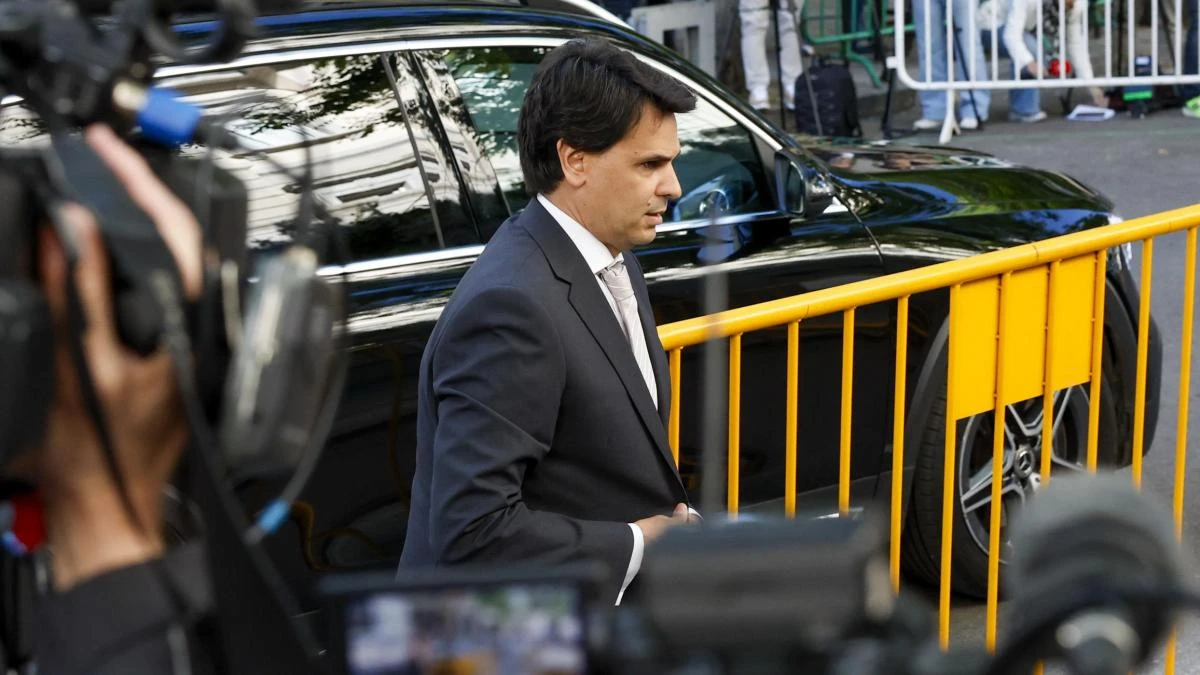 La pareja de Ayuso dice que su abogado reconoció su fraude fiscal en un mail sin su conocimiento