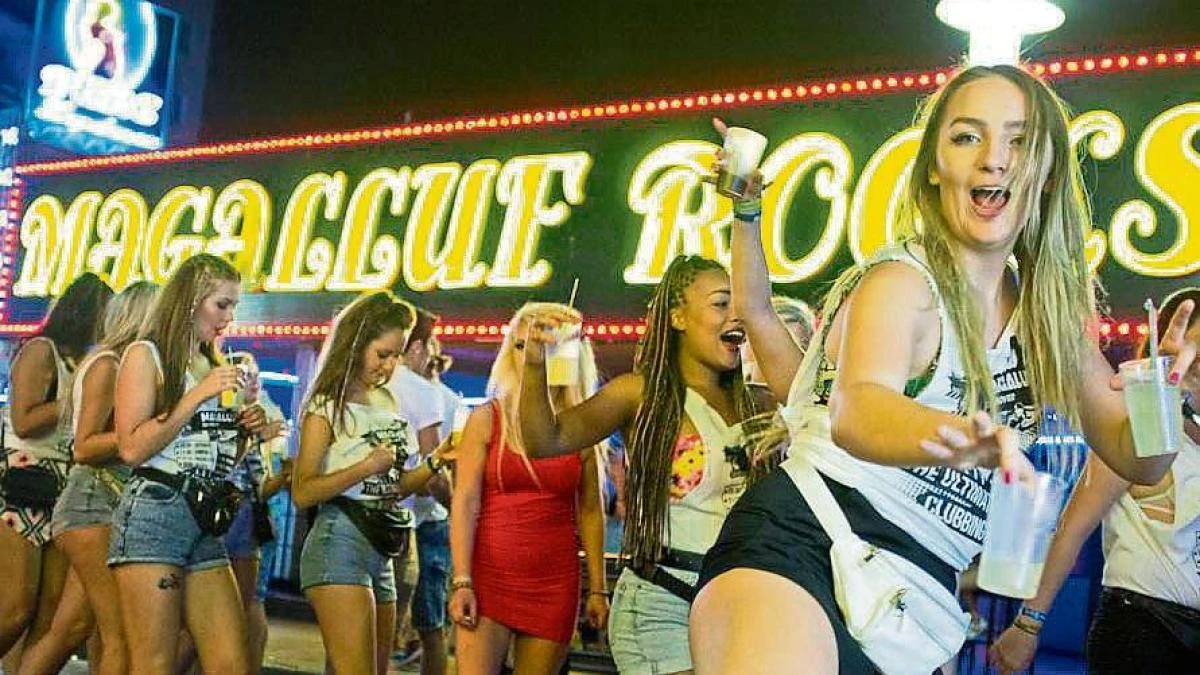 Uno de cada tres adultos británicos no se atreve a bailar sin haber bebido alcohol