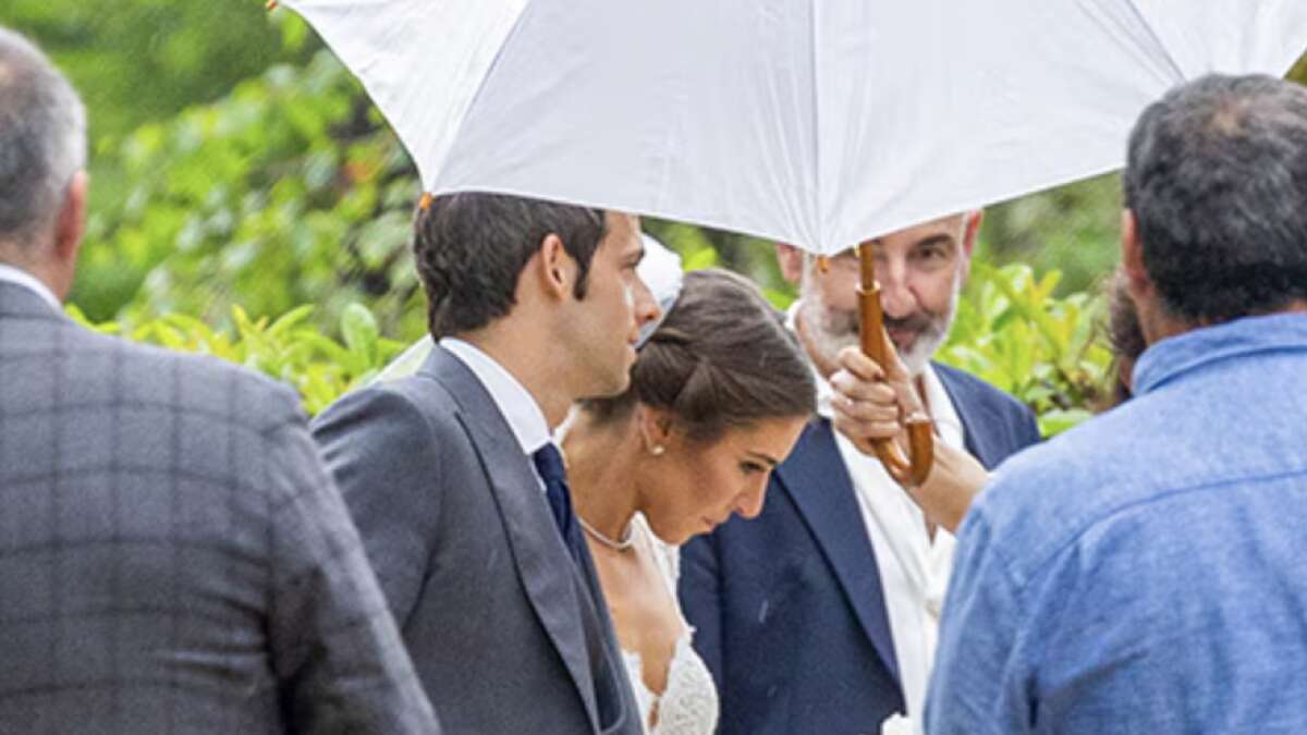 La lujosa boda de Carmen Ballesteros con recuerdo al golfista y toda la familia Botín