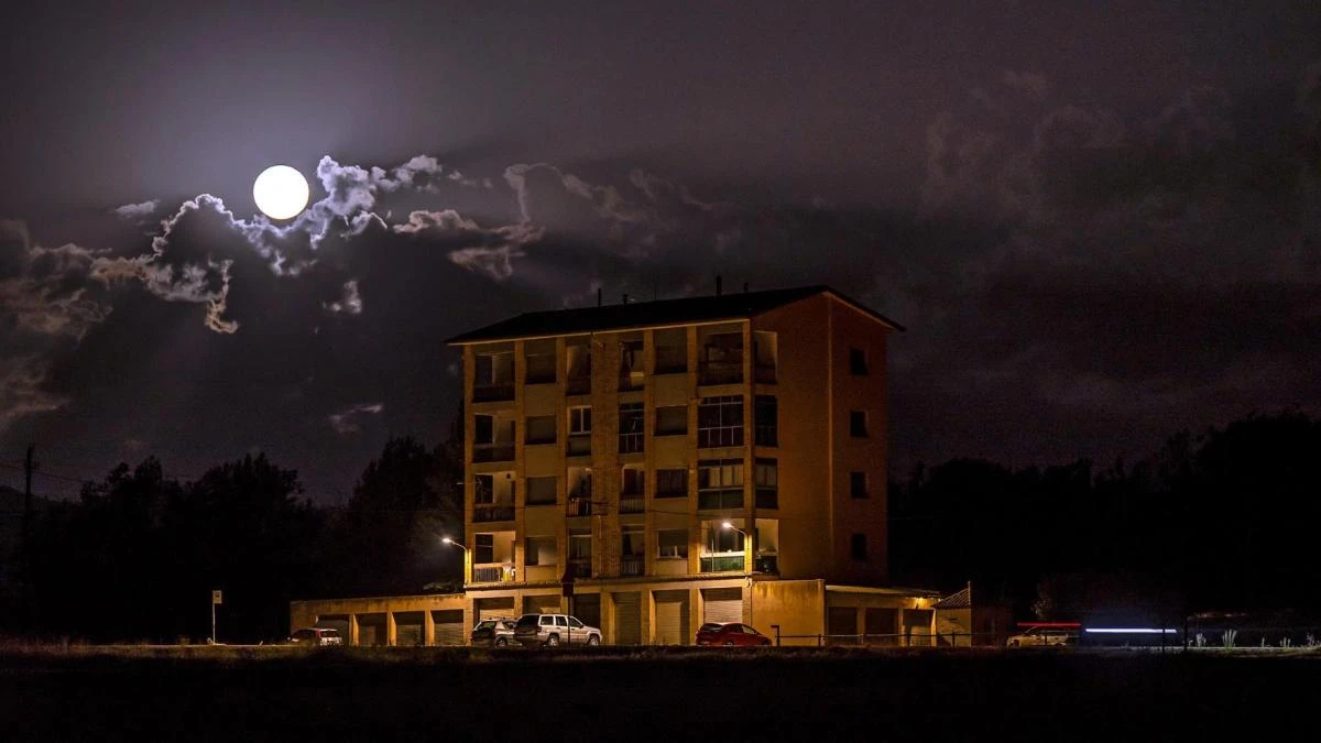 El radiante efecto lunar de Vic