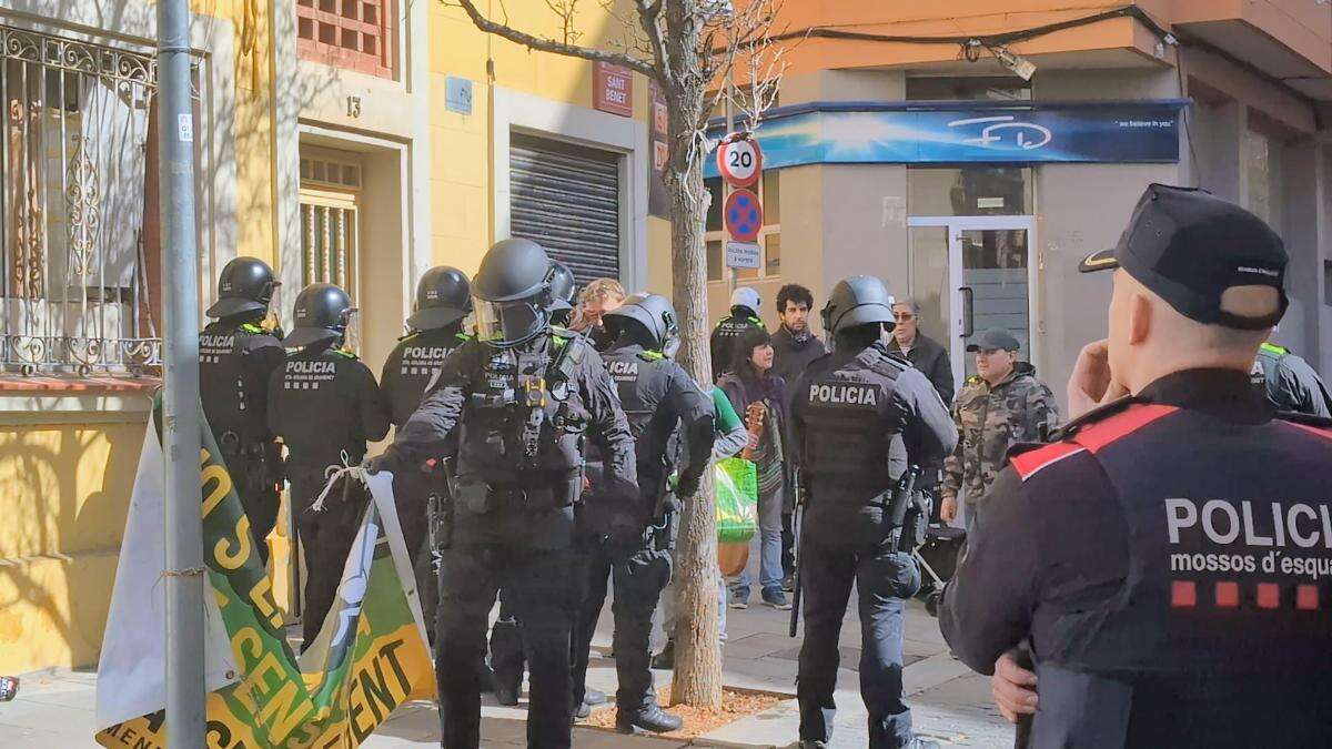 Junts lleva al Congreso una proposición para lograr el desalojo exprés de viviendas ocupadas