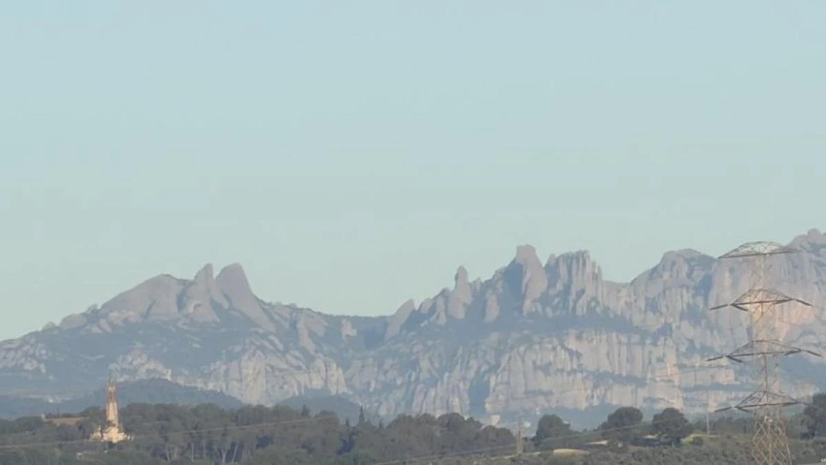 ¿Qué forma tiene Montserrat?
