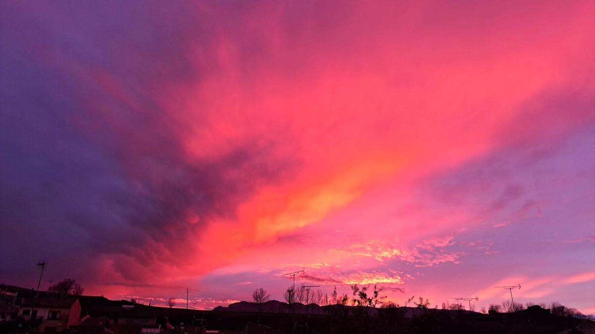 Torelló se apunta al rojo atardecer