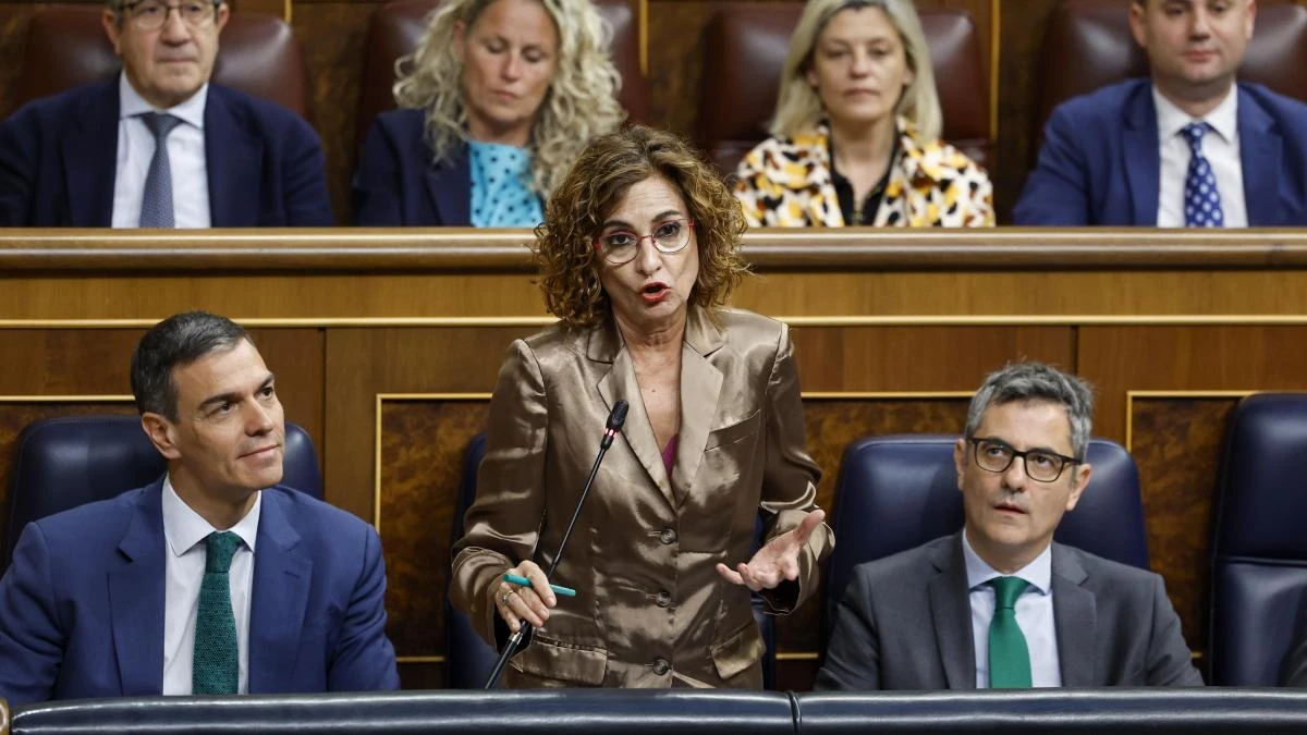 Montero se enzarza con el PP por Air Europa y le reprocha una doble moral sobre la corrupción