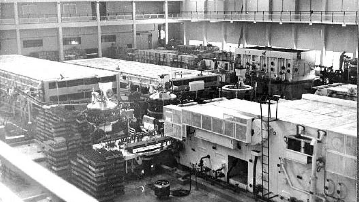 Una cerveza hecha por empleados para celebrar 50 años de fábrica “arraigada en Valencia”