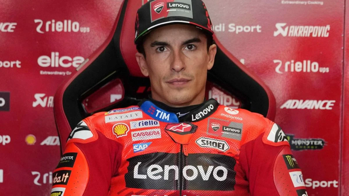 Marc Márquez, 32 años: “Mi rutina de sueño consiste en irme a dormir a las 10:30, con solo unos pantalones cortos, sin calcetines y me levanto siempre con la primera alarma”