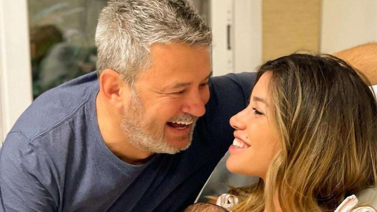 Miki Nadal y Helena Aldea lo hacen oficial: ¡Serán padres por segunda vez!