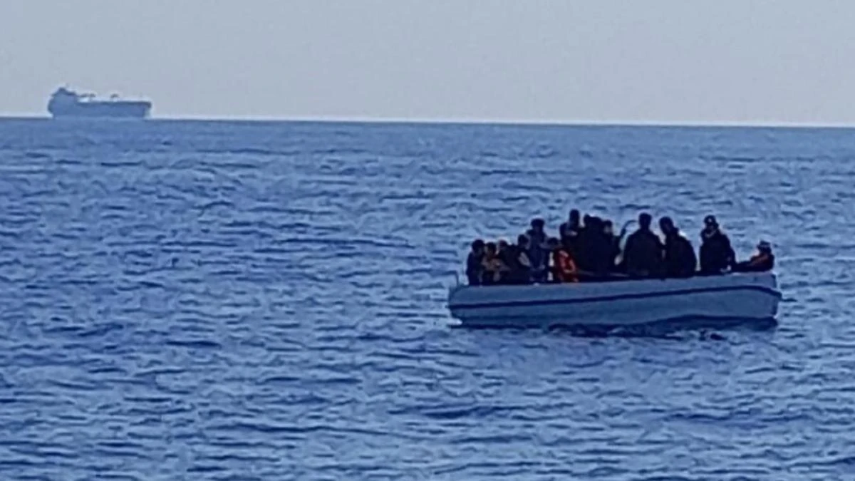 Cinco detenidos entre Melilla y Almería de una red de tráfico de migrantes en patera