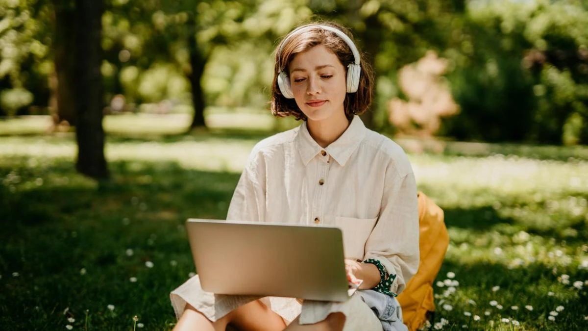 Dale un giro a tu currículum este verano: 7 cursos que te abrirán puertas en septiembre