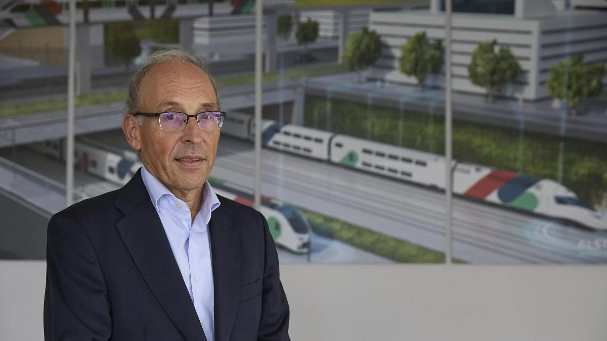 Leopoldo Maestu: “El tranvía por la Diagonal requerirá fabricar una veintena de trenes más”