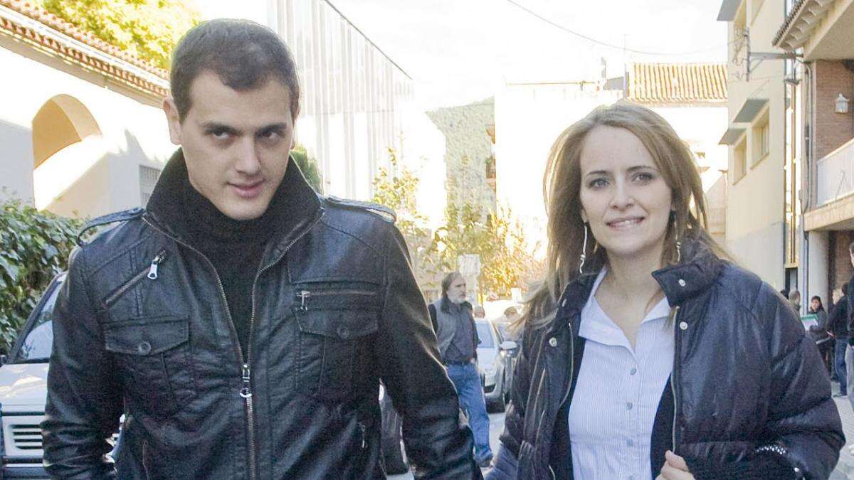 Suspendido el juicio entre Albert Rivera y su ex en los juzgados de Granollers