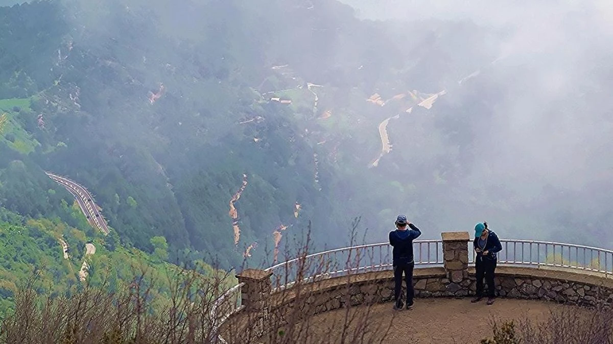 El mirador de la niebla en la Baells