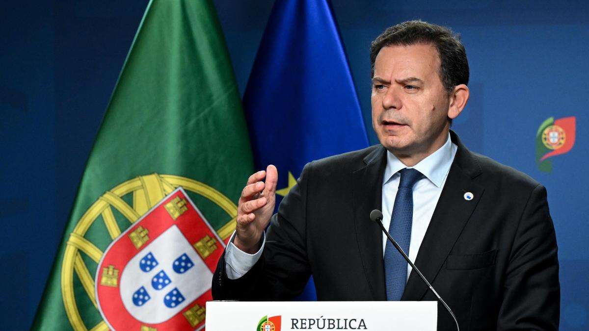 El primer ministro de Portugal no dimite y quiere una moción de confianza