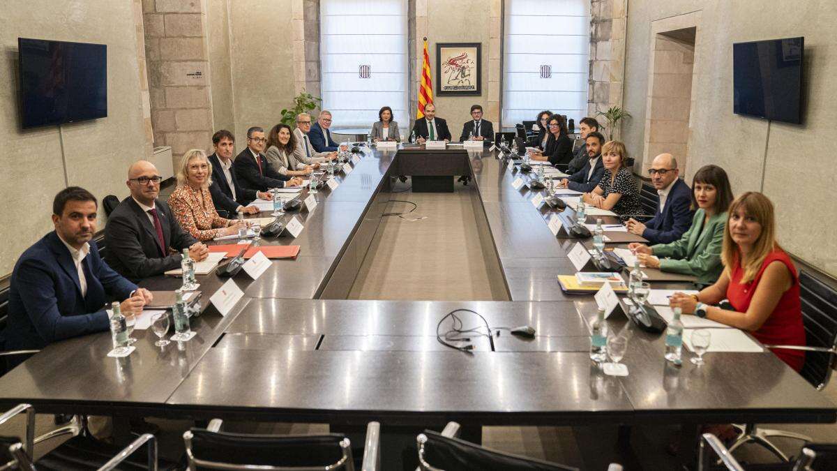 El conseller Dalmau reúne al Consell Tècnic, la sala de máquinas del Govern