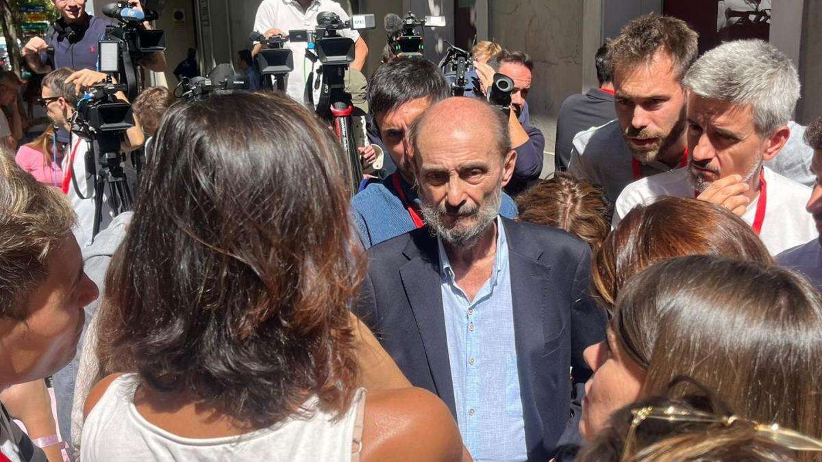 Lambán acusa al PSOE-Huesca de intentar “acabar” con él desde hace años