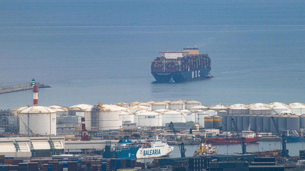 Los gigantes del mar se citan en Barcelona