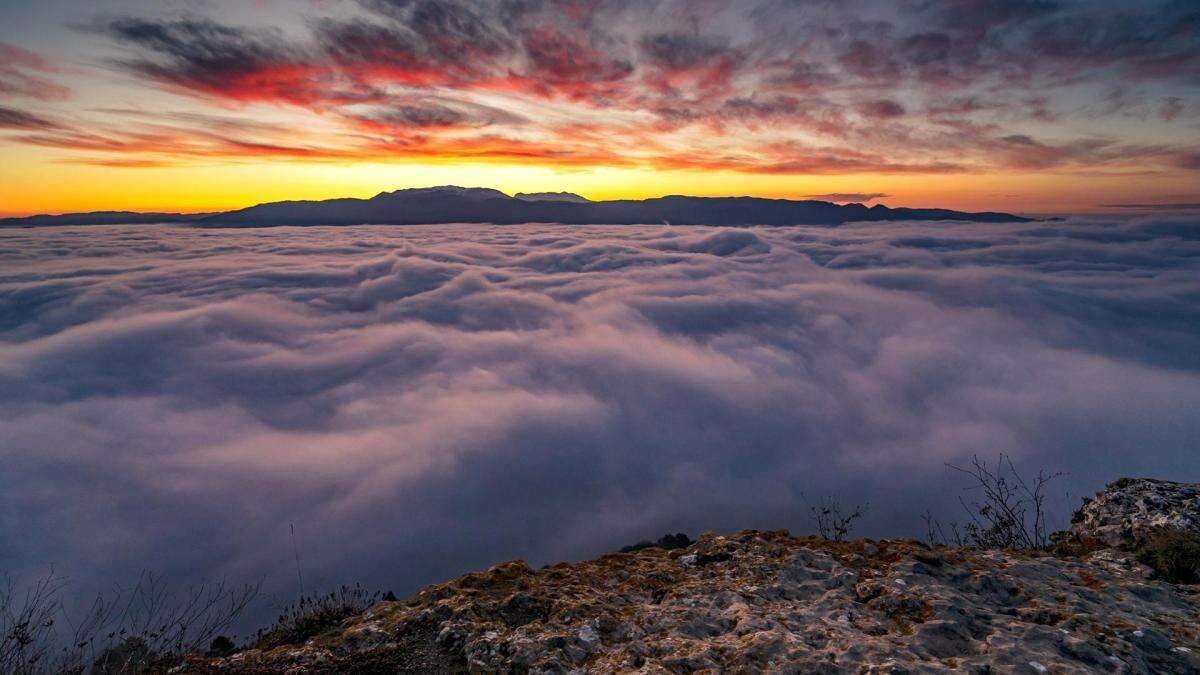 El hipnotizante mar de niebla del Montseny