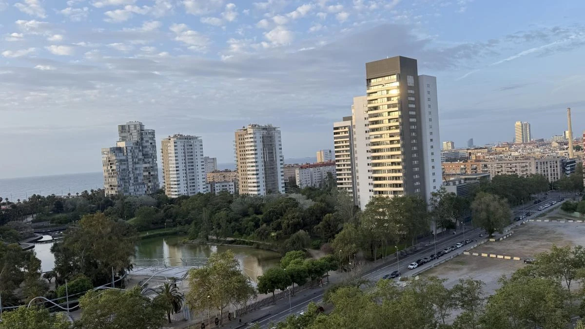 El techo celestial de Diagonal Mar