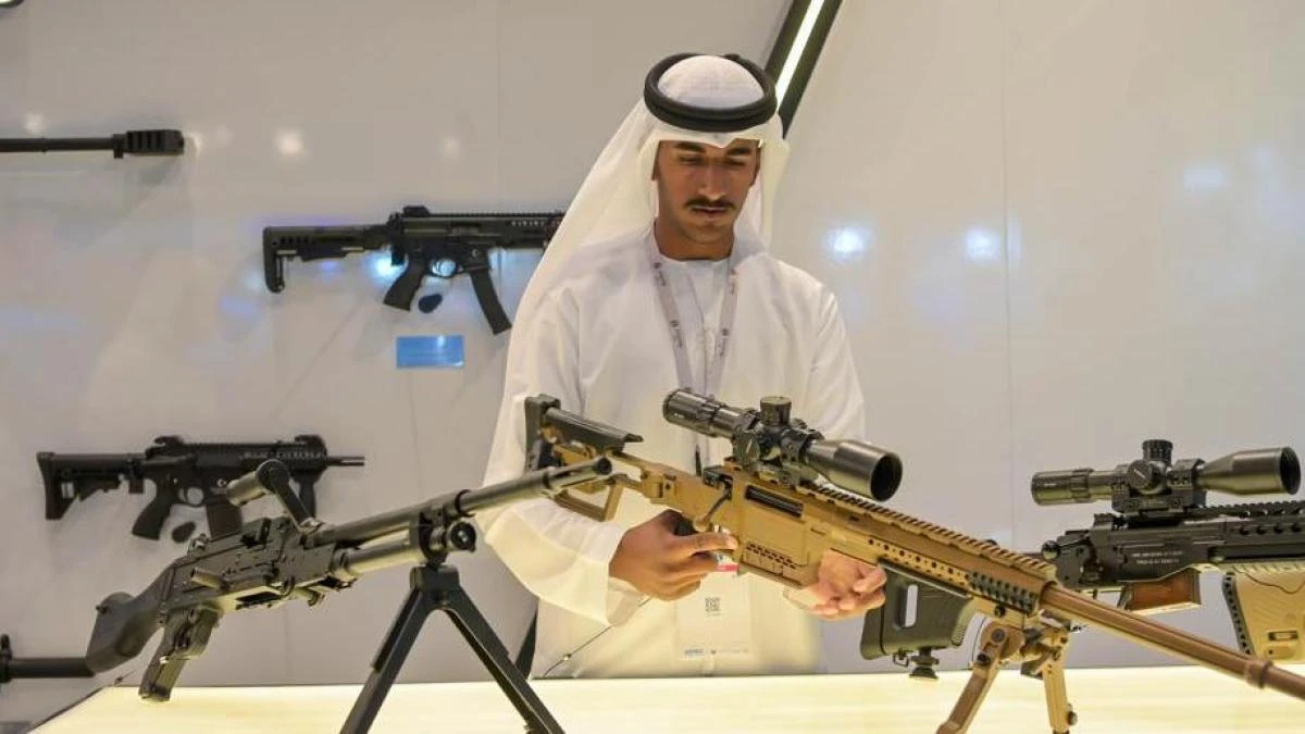 Emiratos Árabes saca las garras
