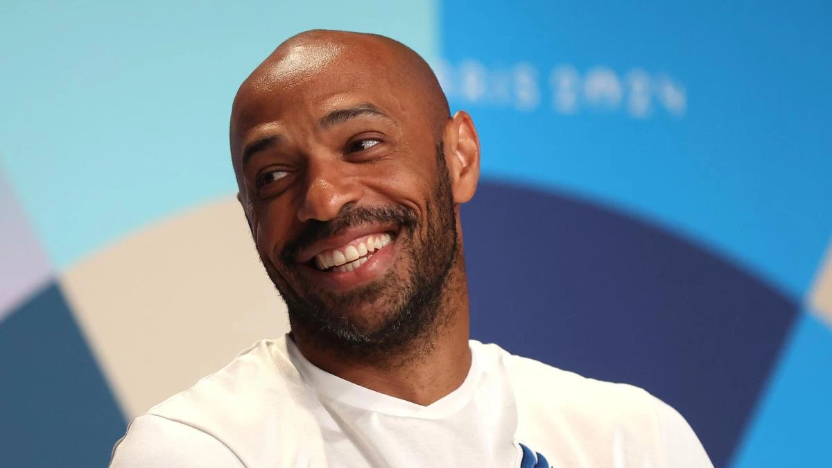 Thierry Henry cuestiona el juego del Barça: “Así es imposible que ganen en Europa”