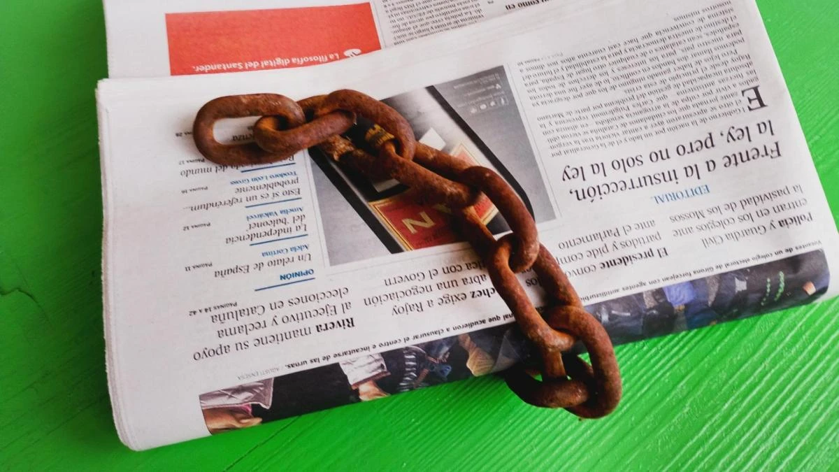 La libertad de prensa y la rápida limpieza del rastro de las protestas