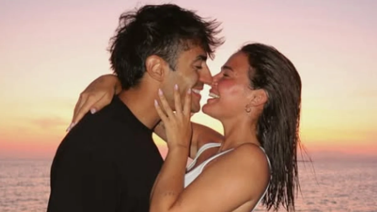 La influencer Laura Escanes se sincera sobre cómo es tener una relación a distancia: ''Estoy comiéndome mis palabras con patatas''
