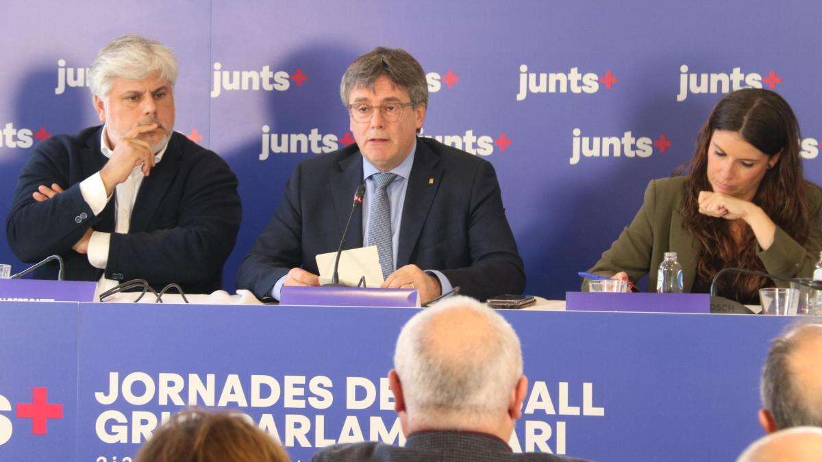 Junts afea a Illa que no se vea con Puigdemont en la ronda de contactos con los expresidentes