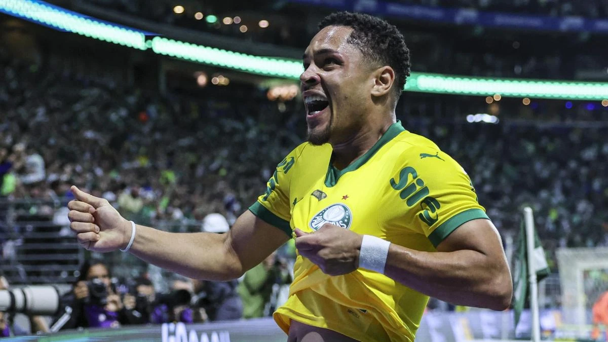 Vitor Roque impresiona en Brasil: “Tiene la misma calidad que Endrick y Estevão”