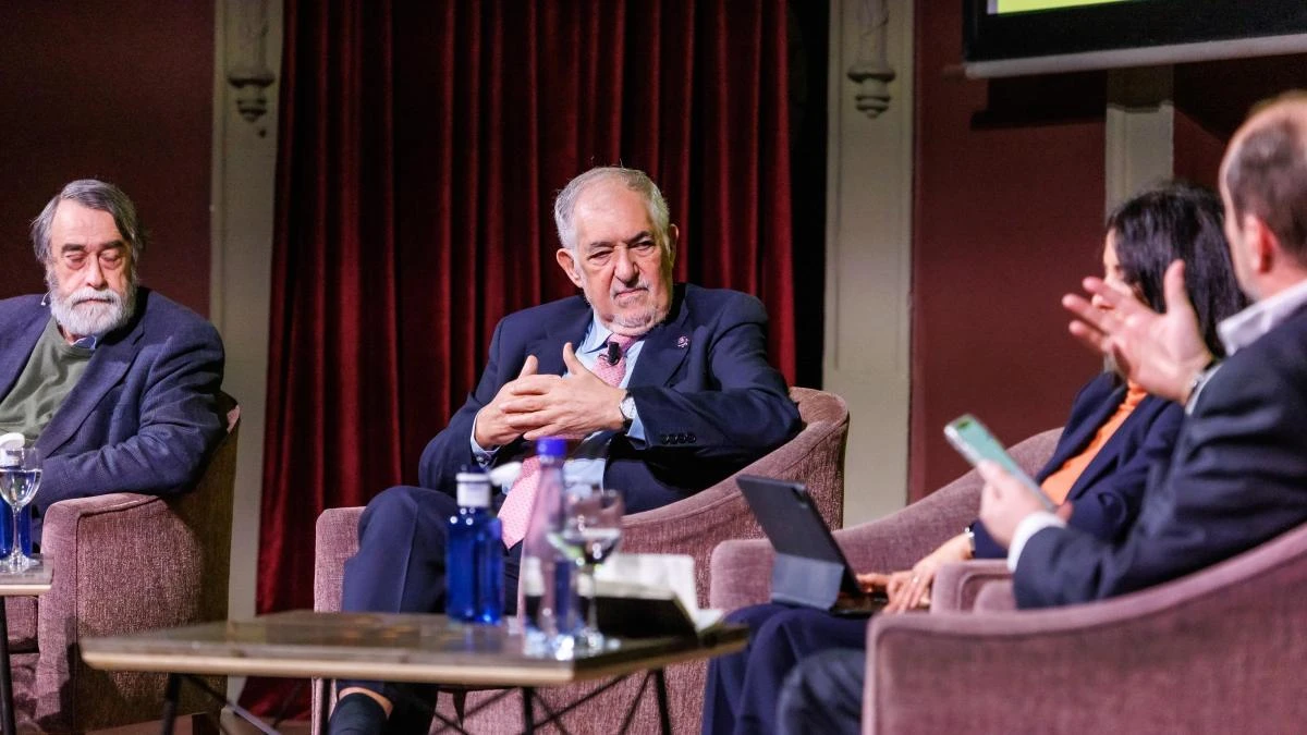 El Tribunal Constitucional se aleja de dar una rápida respuesta para la vuelta de Puigdemont