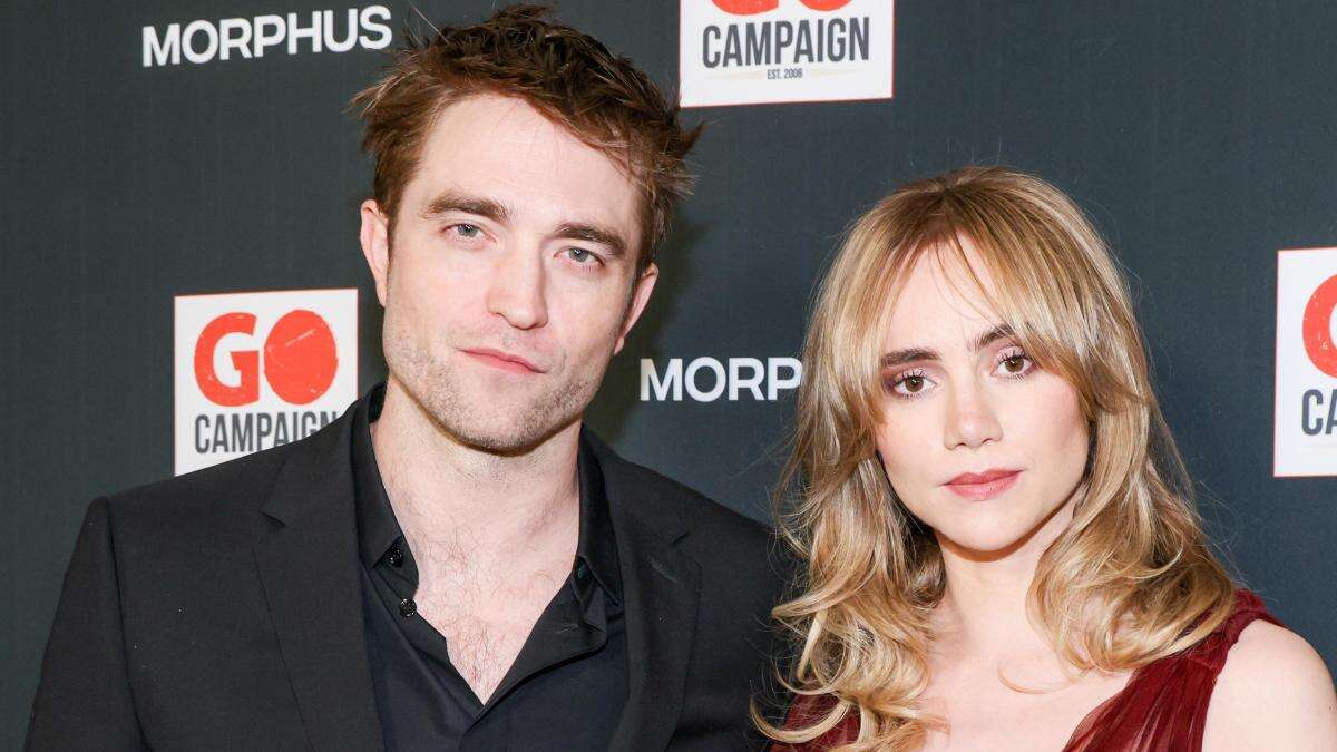 Suki Waterhouse revela en Coachella cuál es el sexo de su bebé con Robert Pattinson