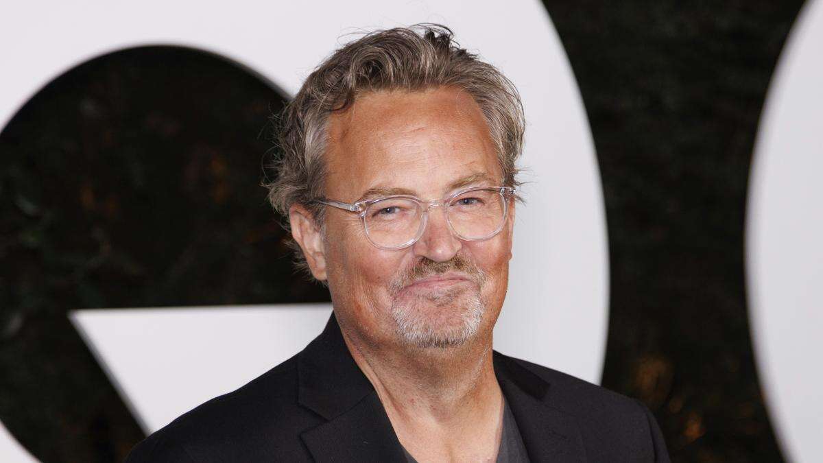 La familia de Matthew Perry se pronuncia sobre la adicción a las drogas del actor de 'Friends': “Estuvo cerca de morir varias veces”