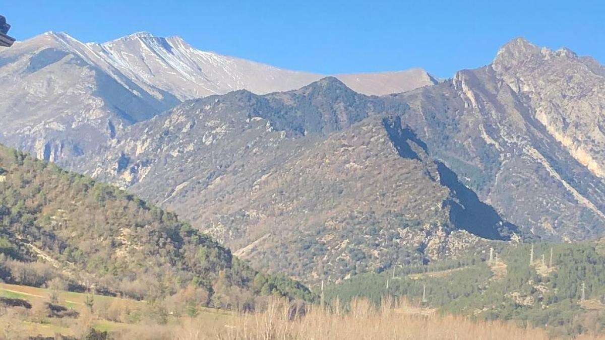 Campo, pueblo de Huesca entre montañas reflejo de la adaptación a los nueves tiempos