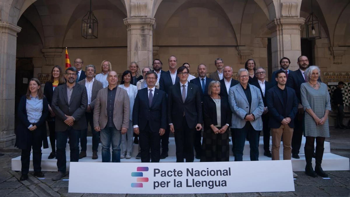 El Govern invita a los ayuntamientos a sumarse al Pacte Nacional per la Llengua