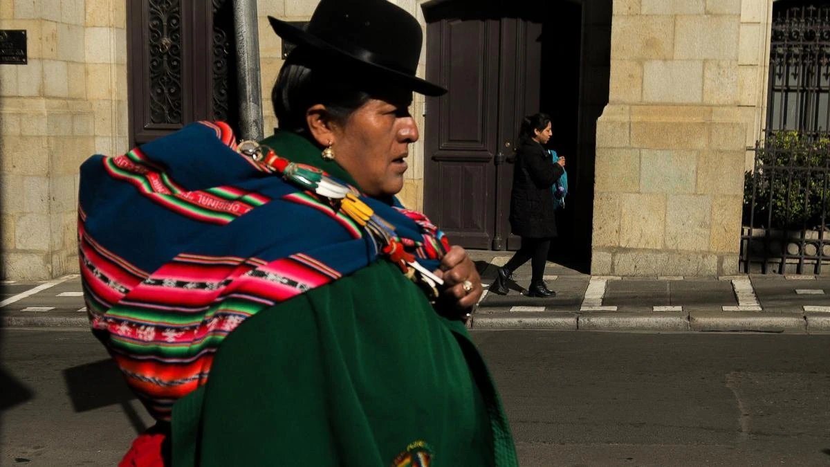 Bolivia vota entre dos candidatos de derechas y pone fin a dos décadas de gobiernos progresistas