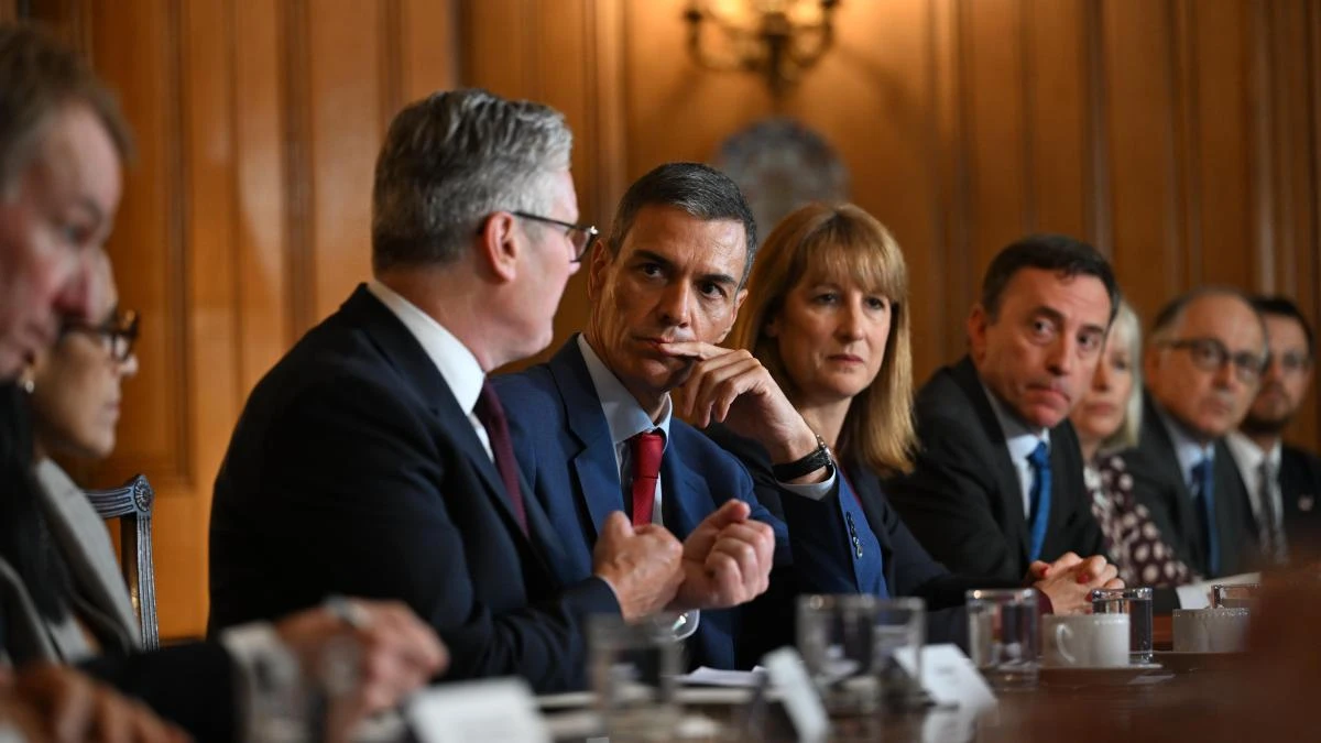 Sánchez y Starmer reúnen a ocho directivos del Ibex con empresas británicas para impulsar relaciones