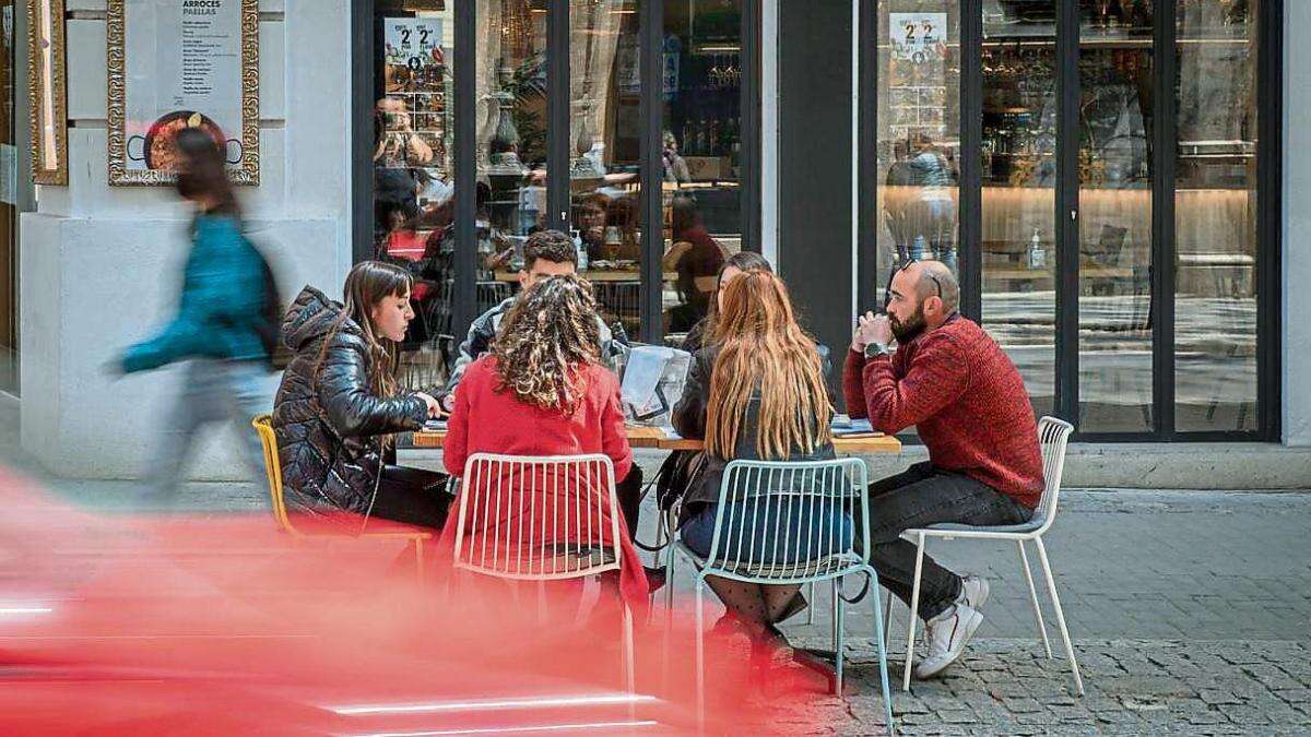 La justicia tumba la restricción municipal a nuevos bares para controlar el ruido en València