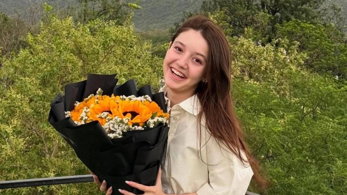 Asesinan a la influencer Sana Yousaf, de 17 años, a balazos: “un fan despechado” ha confesado el crimen