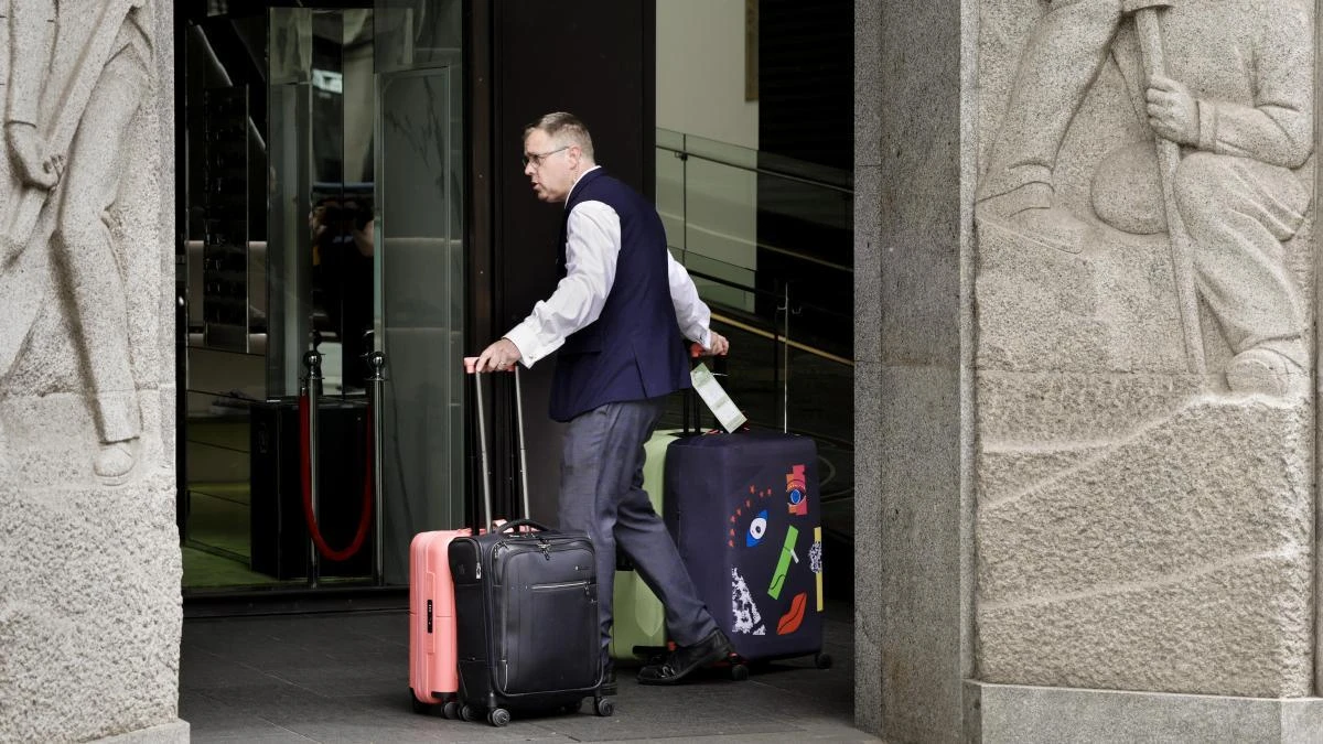 El auge del turismo choca con problemas crecientes para encontrar trabajadores