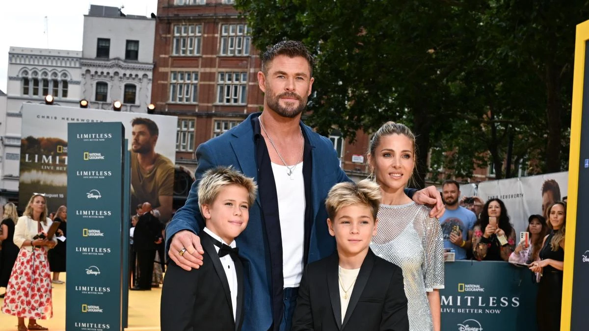 Elsa Pataky y Chris Hemsworth se llevan a sus gemelos de estreno