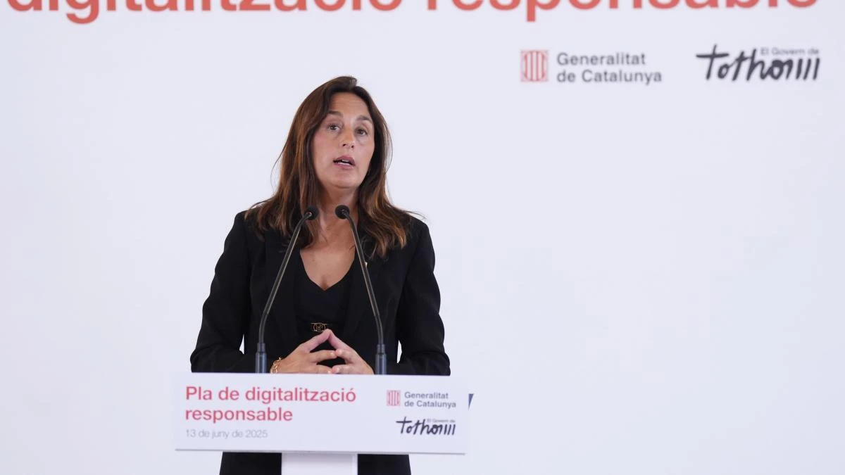 Unos 3.000 docentes tendrán que cambiar de destino en la repetición de adjudicación de plazas, según Educació
