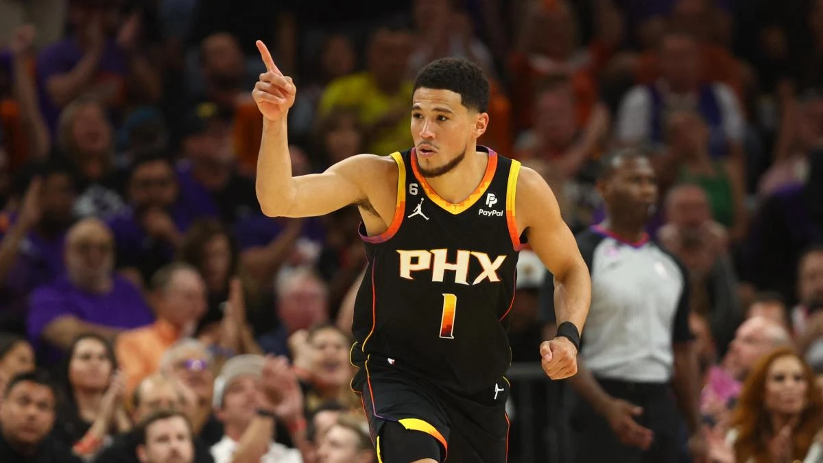 Devin Booker rompe el récord salarial anual firmando una extensión con los Phoenix Suns