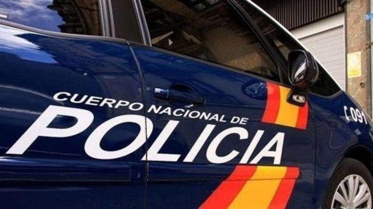 Un chatarrero confiesa pagos habituales a cinco policías nacionales de un grupo Antidroga en Sevilla