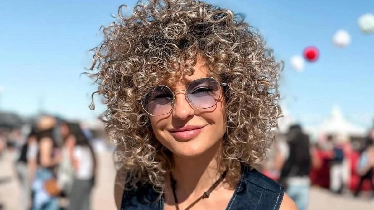Sheila Casas, 37 años, sobre el tratamiento no invasivo que está llevando a cabo para mantener su vientre firme: “Sientes mucha presión porque contrae, pero no duele y las marcas desaparecen”