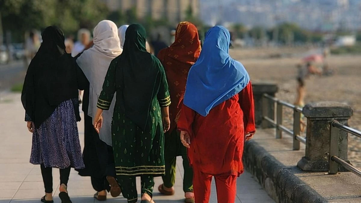 El colorido de la diversidad en la playa de Ereaga de Getxo