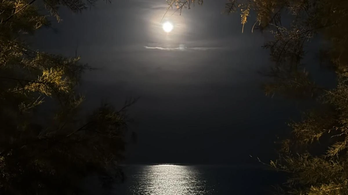 La luna de la Niza catalana