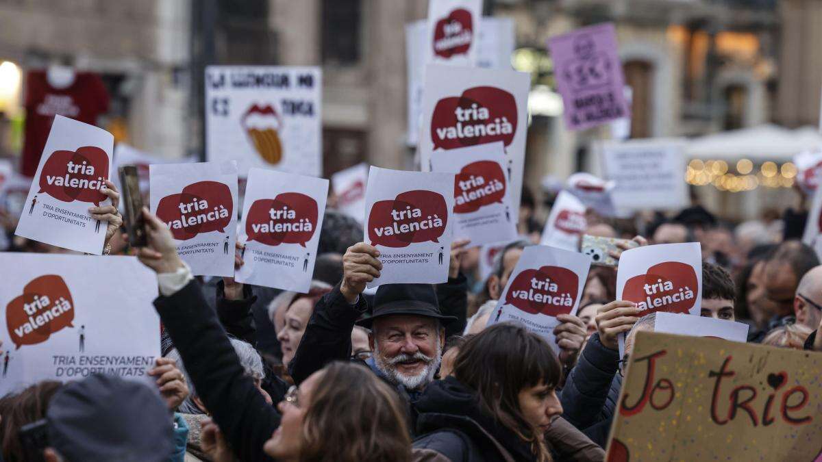 Los 29 pueblos que votaron por unanimidad por el valenciano y los 9 que optaron por castellano