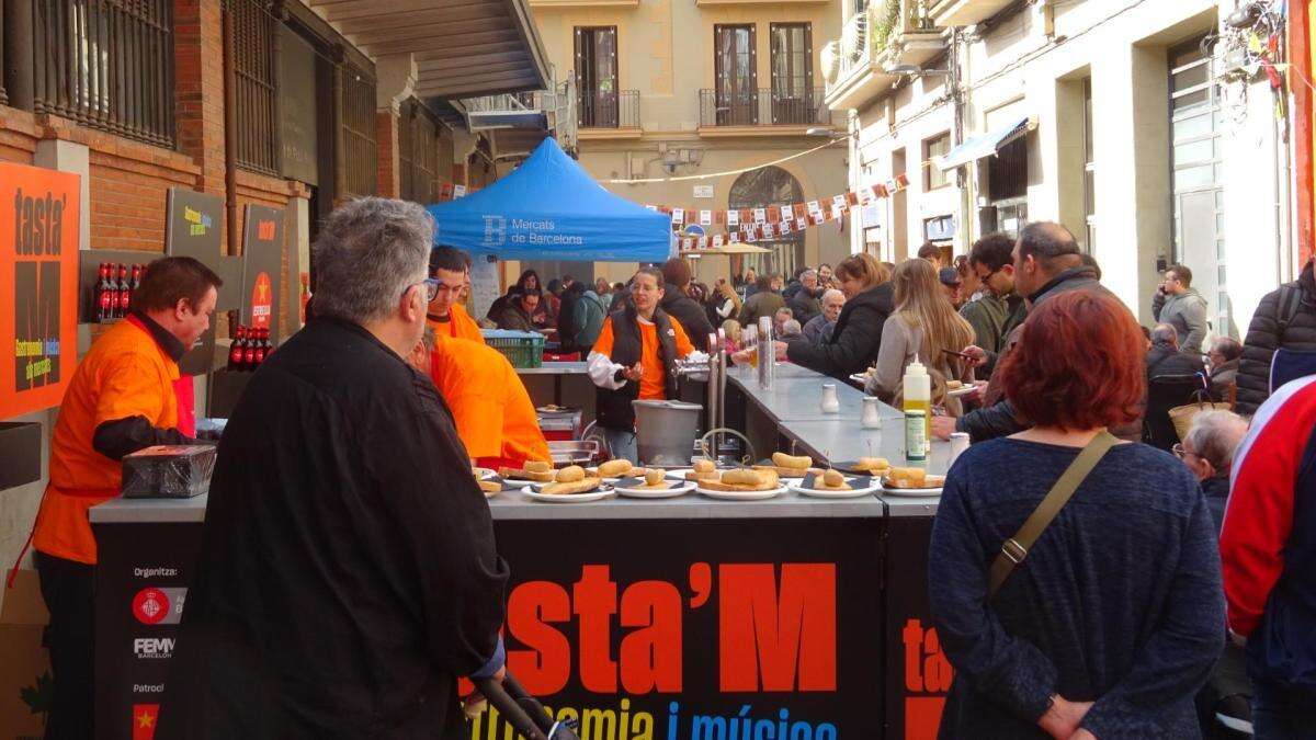 Sábado de carnaval en Poblenou