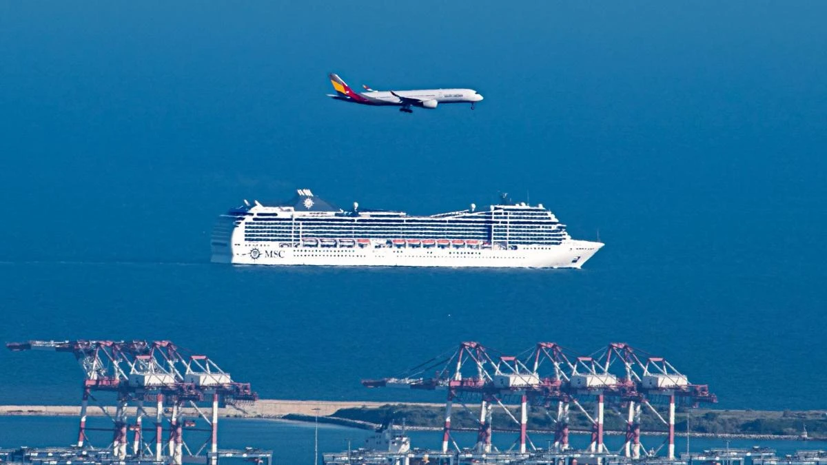 Cruceros vs. aviones: el surrealista esprint turístico que anuncia el verano en Barcelona