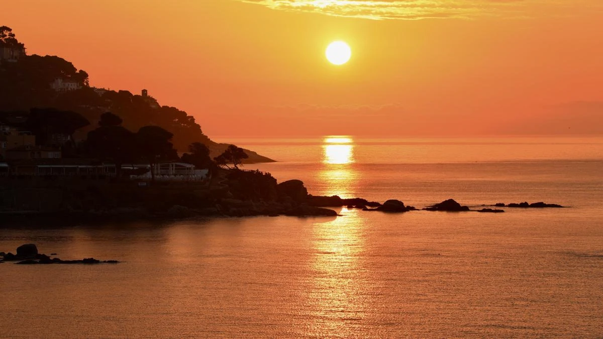 Amanecer en dos pasos en la Costa Brava