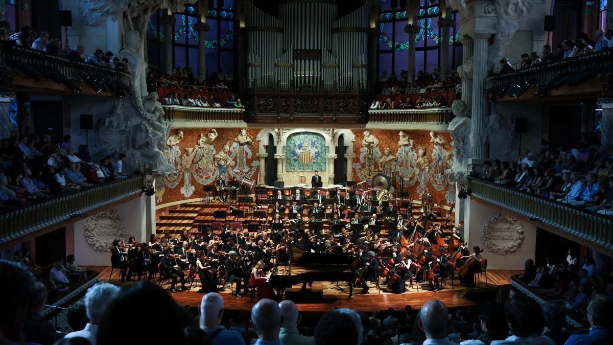 ‘El Emperador’ de Beethoven llega al Palau de la Música con la fascinante pianistaOlga Kern y el director mexicano Carlos Miguel Prieto